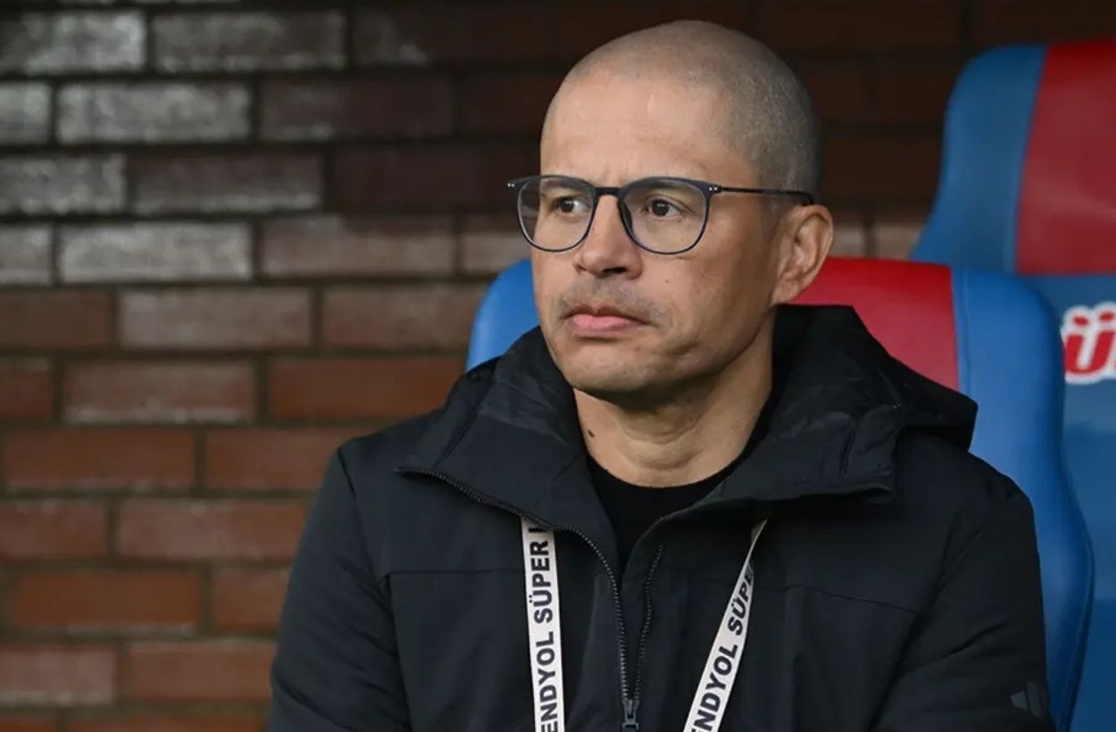 Alex de Souza'dan Brezilya'da Rekorlarla Dolu Müthiş Çıkış!