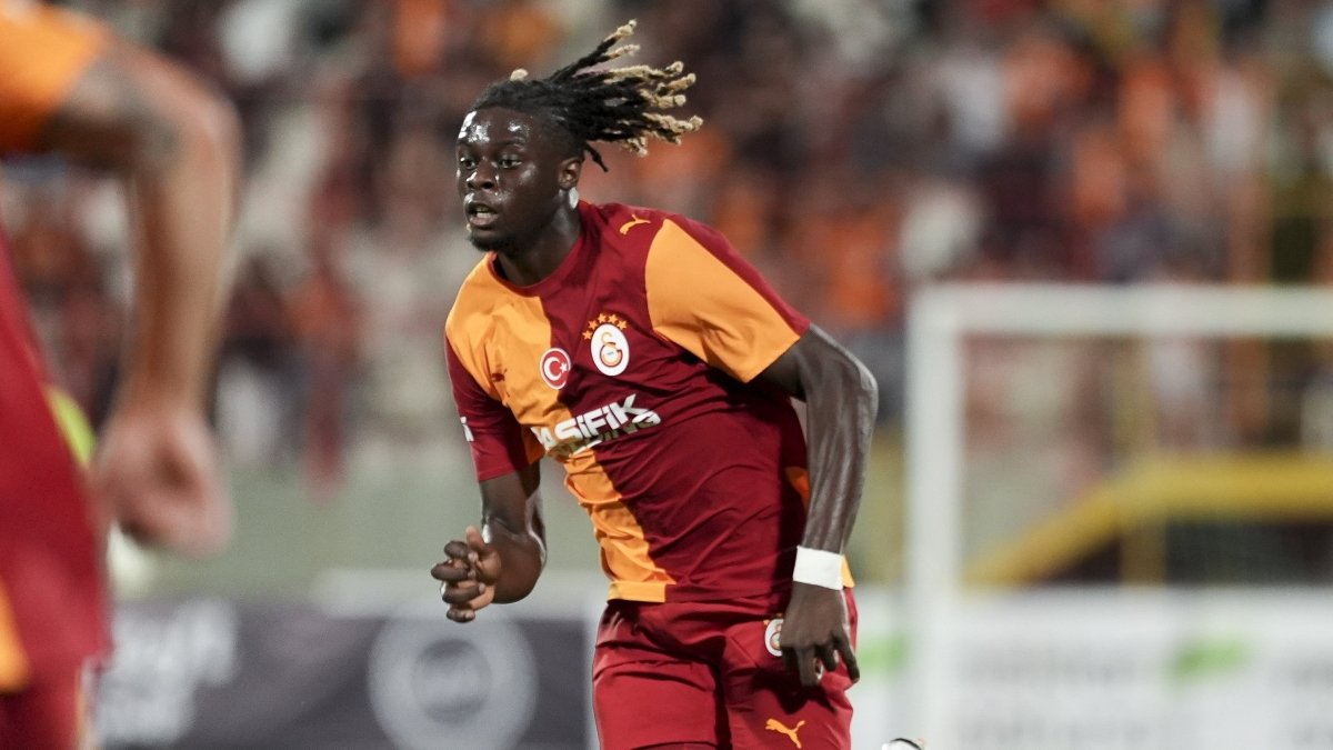 Galatasaray'da Lesley Ugochukwu Ayrılığı Gündemde