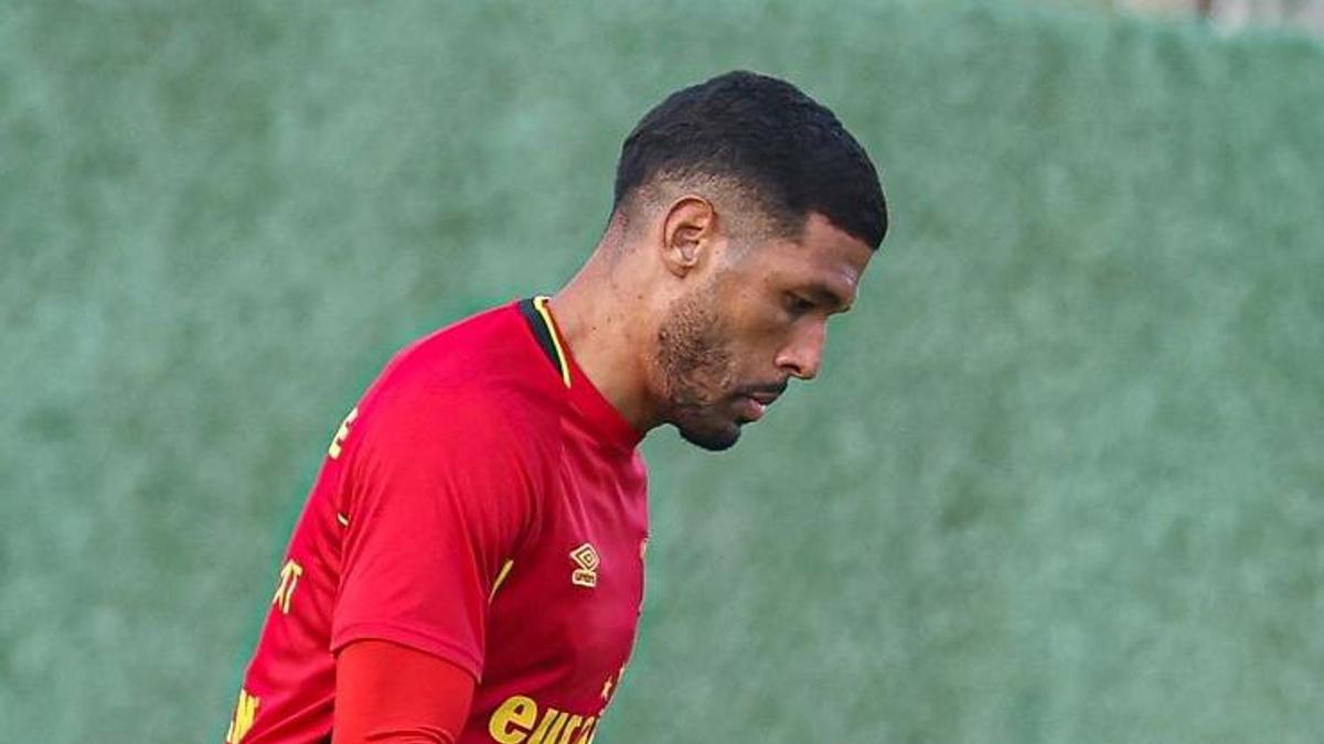 Göztepe, Trendyol Süper Lig'de Fenerbahçe maçına hazırlanıyor