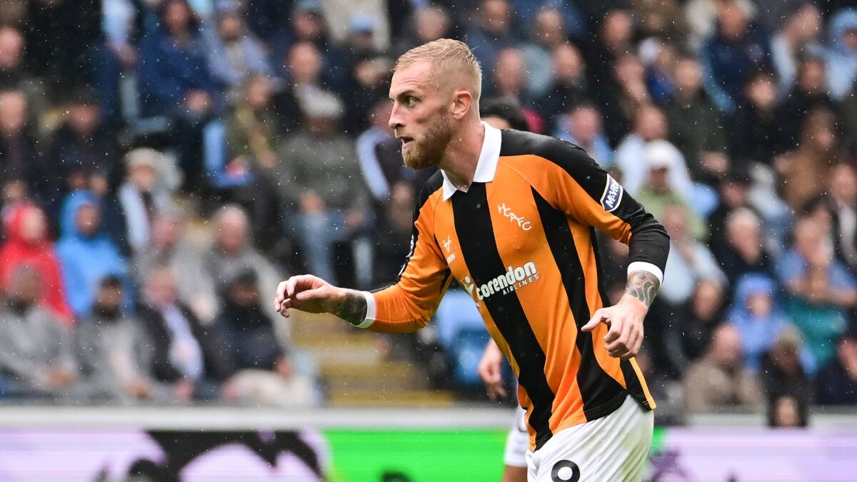 Hull City'de Büyük Hamle: 6 Yıldızla Sözleşme Yenilendi!
