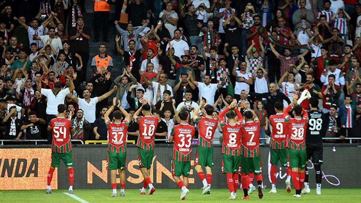 Karşıyaka’da Denizli İdmanyurdu Hazırlıkları Sürüyor