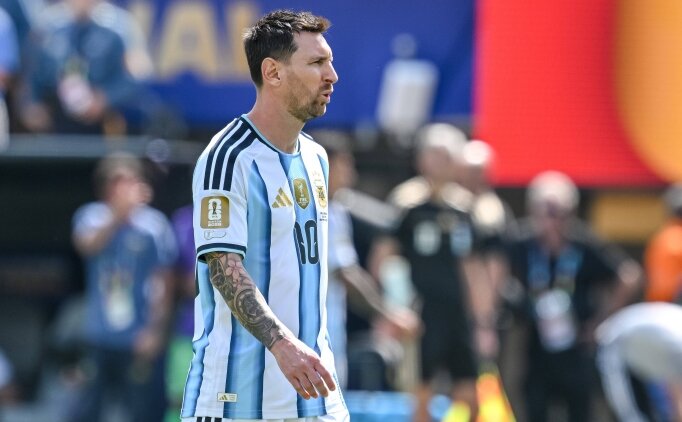 Lionel Messi Dünya Kupası'nda Tarihi Rekorun Eşiğinde!