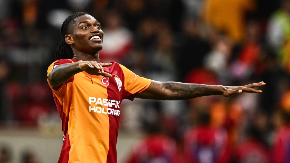 Rafael Leao, Galatasaray formasıyla ilk golünü attı