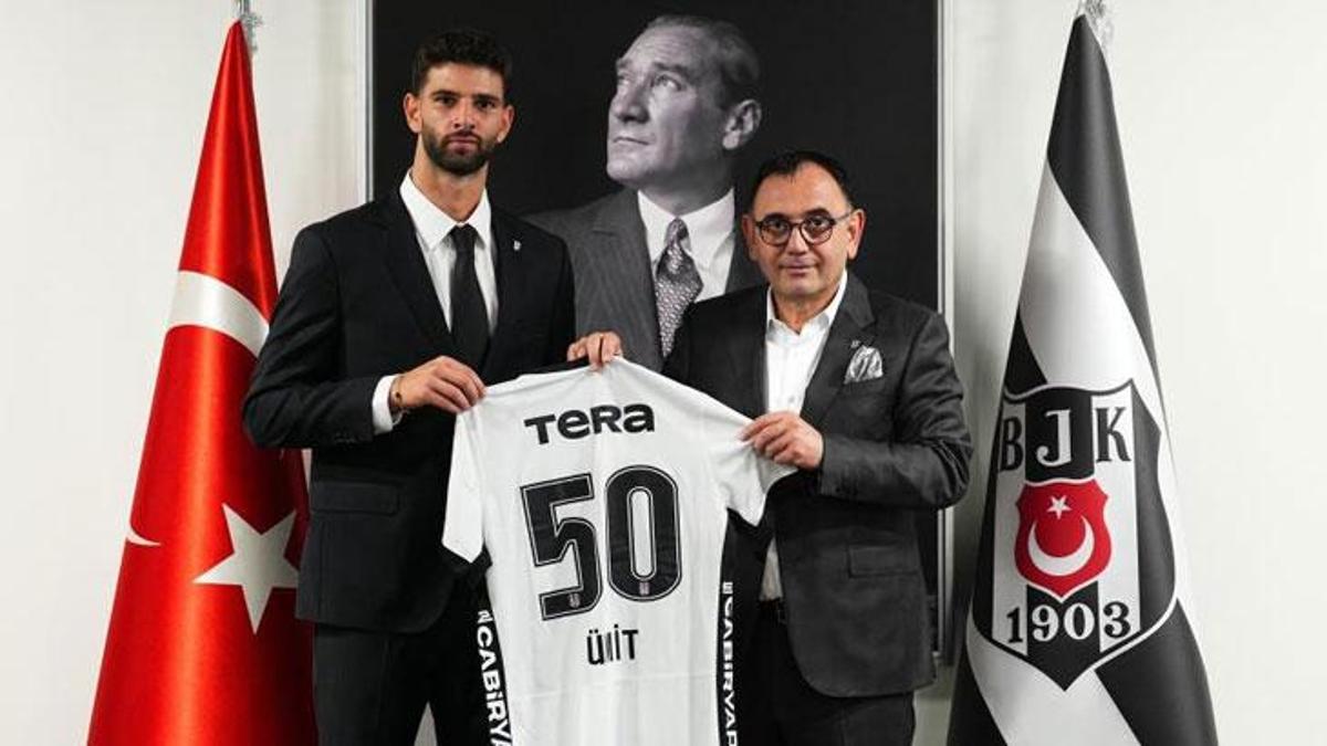 Beşiktaş'ta Ümit Akdağ Dönemi Başladı: Resmi İmzayı Attı!