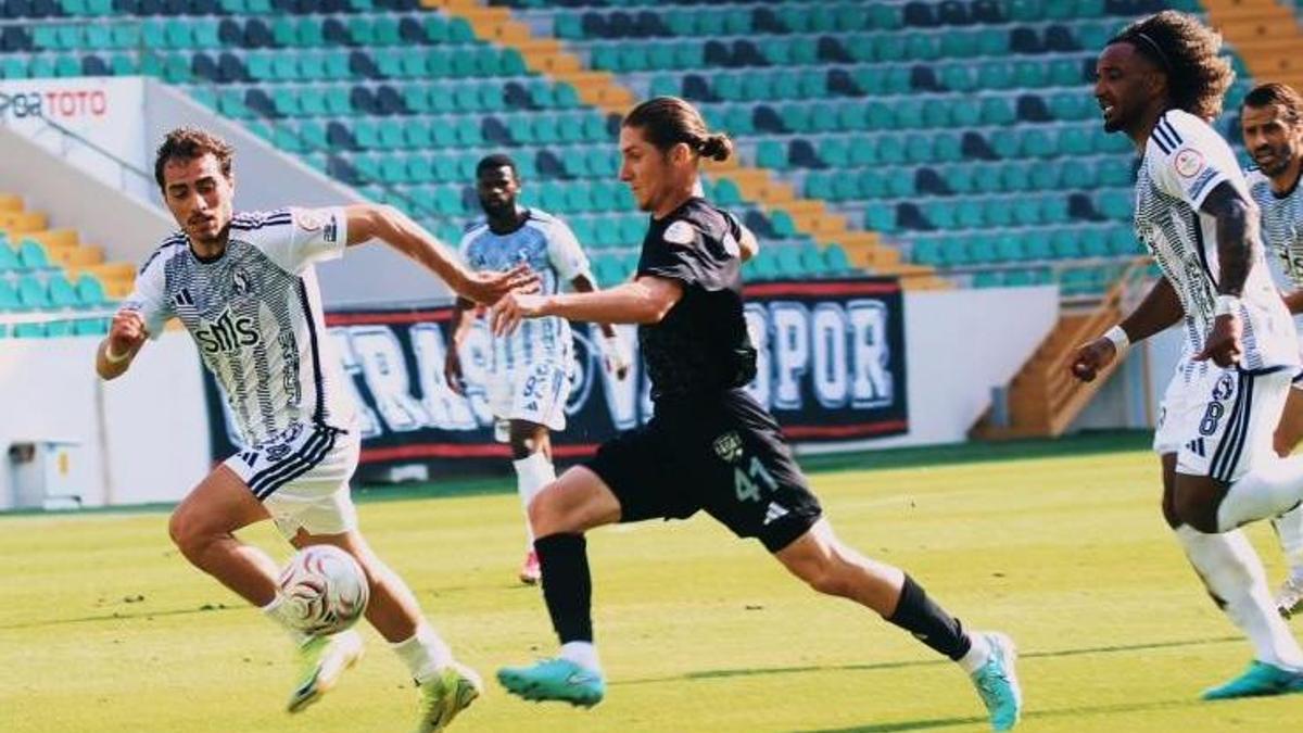 Vanspor FK, Sarıyer'i 1-0 mağlup etti